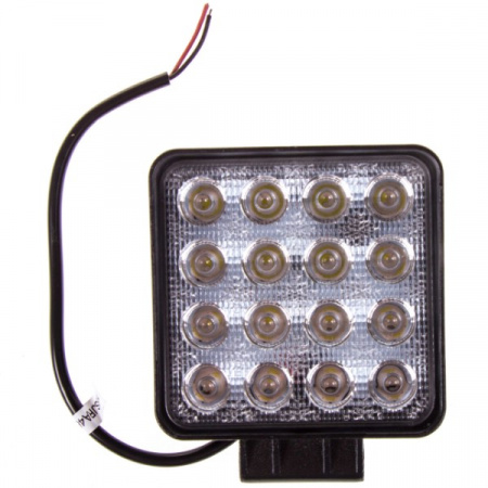 Фара светодиодная OFF ROAD 105*105мм квадратная 12V/24V 48W 6000К SKYWAY 16 диодов Ближний свет