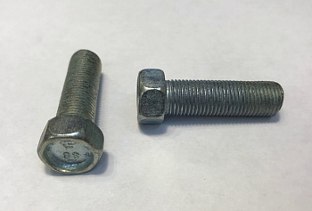 Болт М10*1*32 опоры генератора дв. 406